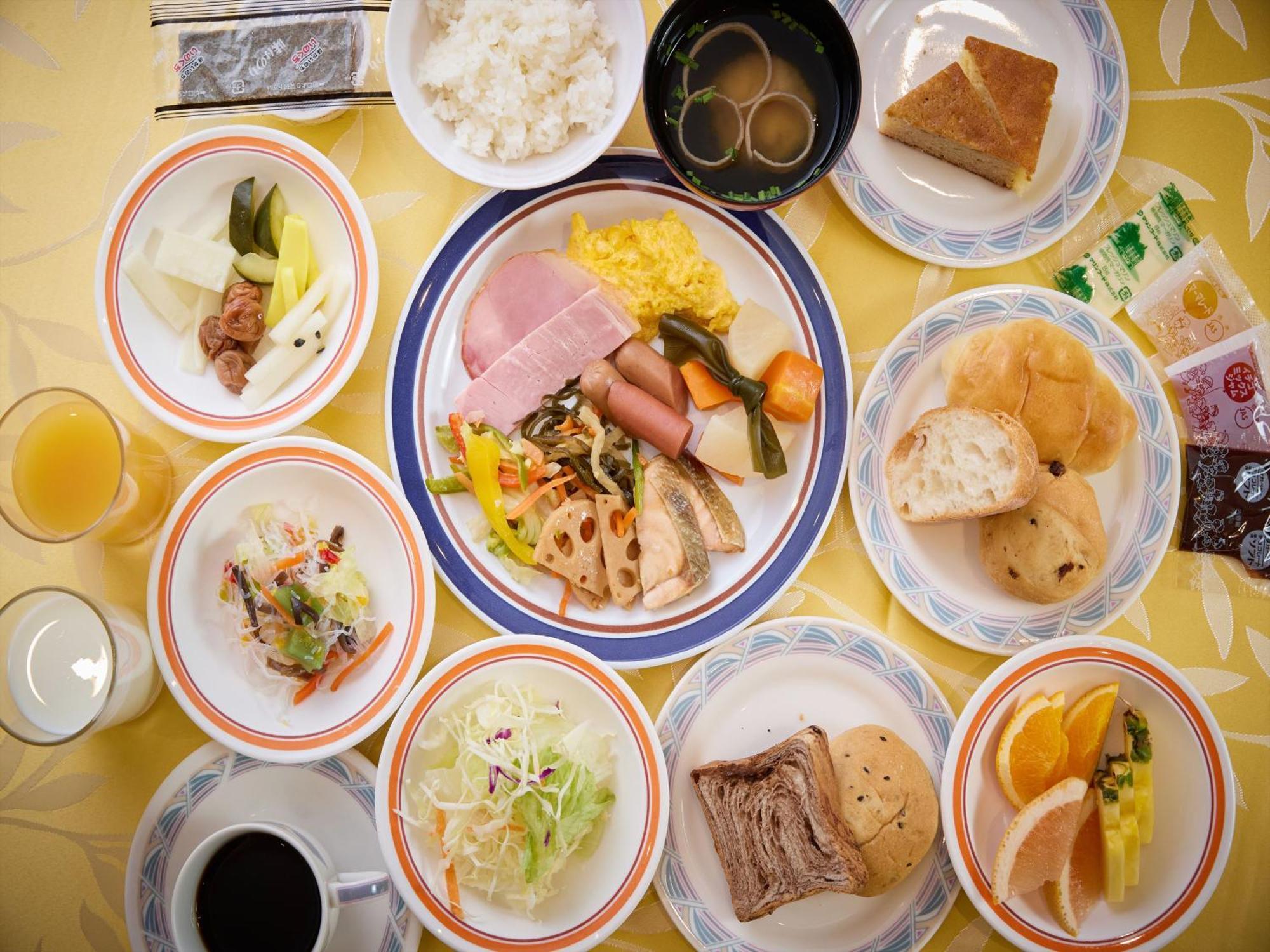 Miyuki海滩酒店 酒店 恩纳